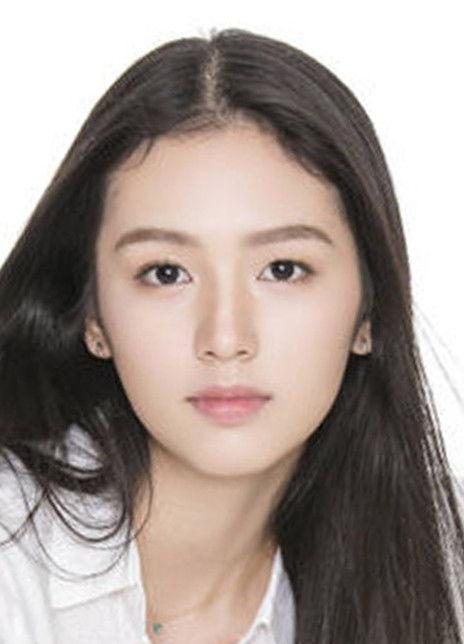 圈内大爆料周雨彤,圈内大爆料背后的璀璨星途